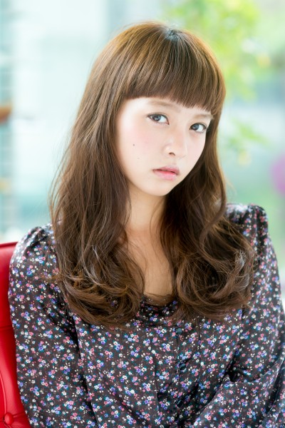 外国人のような柔らかい質感のヴィンテージ風ロング