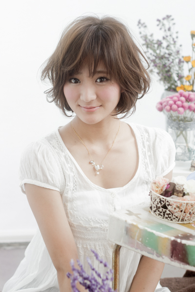 柔らかシルエットで毛束感がかわいい大人マッシュ★