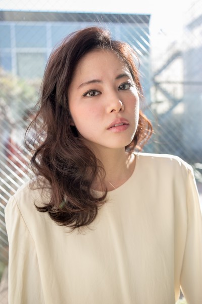 色気髪セミディ