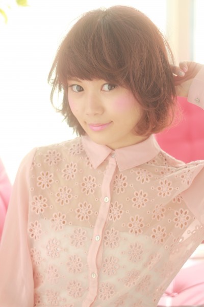 空気感×ふんわり感が柔らかさを出す大人マッシュボブ