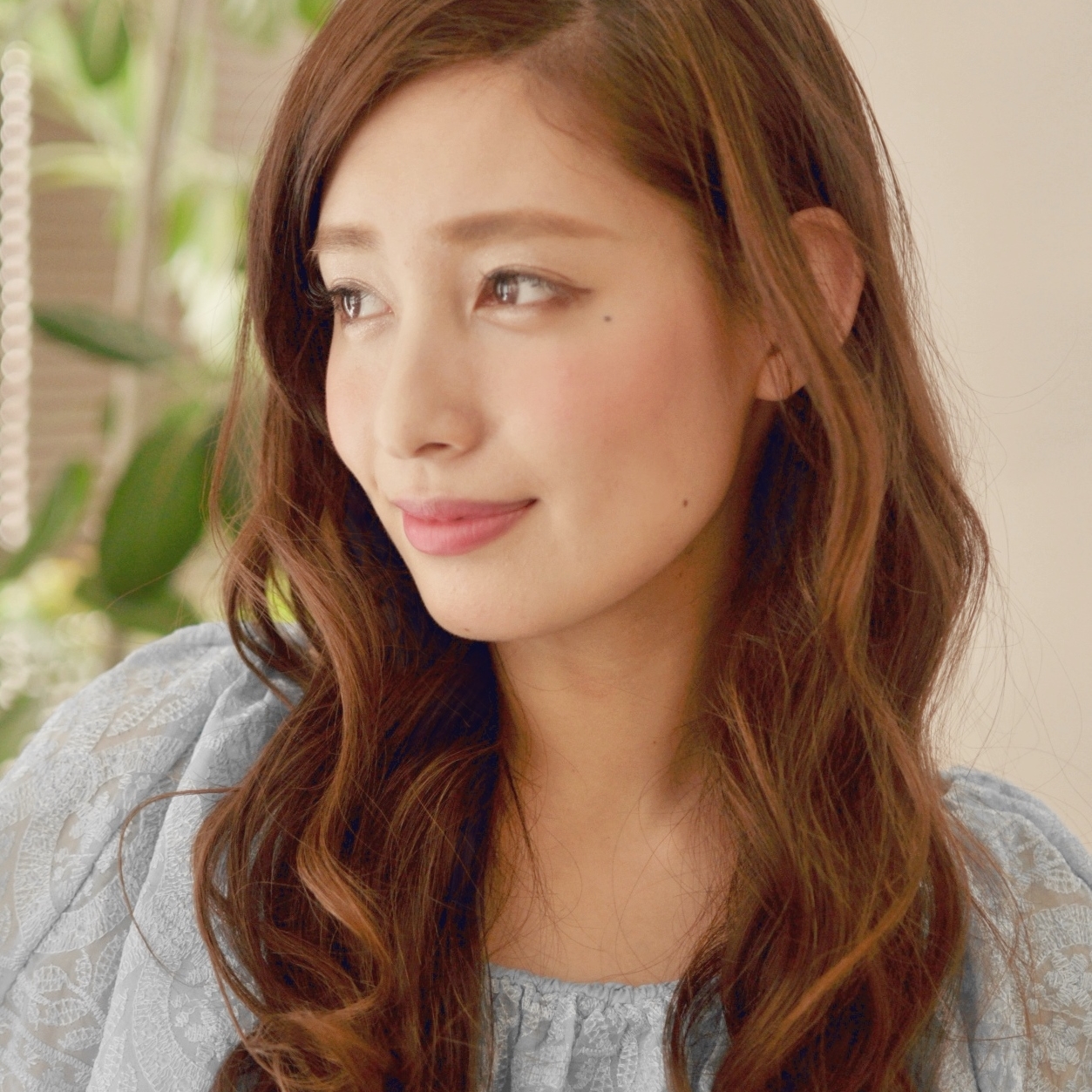 外国人風☆大人可愛いオフィスレディ☆イノセントカラーで♪