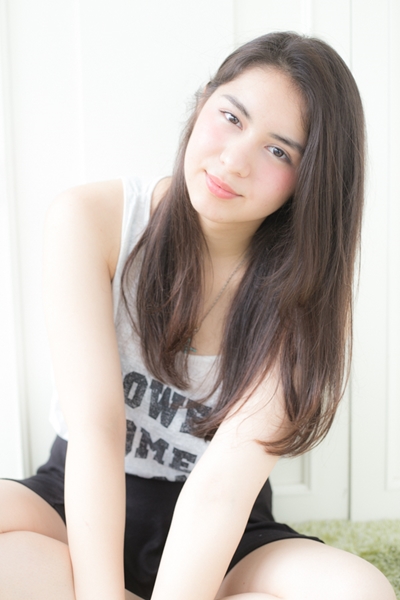 リラックスツヤ髪ロング