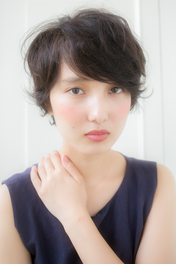 シースルーバング×ランダムカールで作るナイスベリーショート！ - メイン