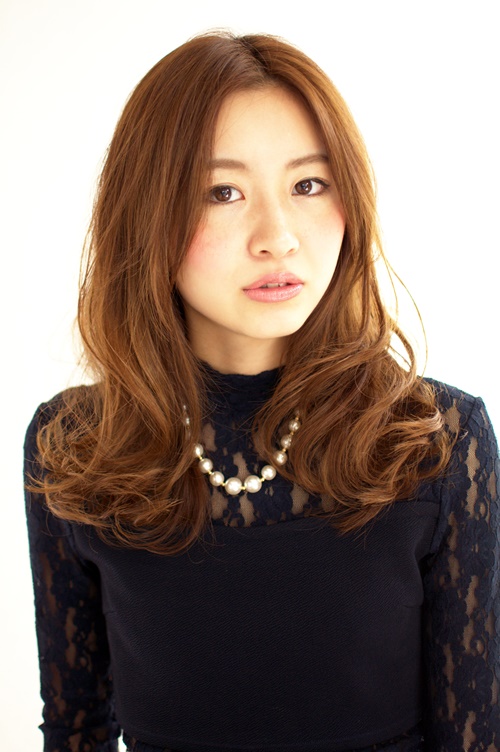 大きめヌーディーカールのキレイなお姉さんが好きです。 - メイン