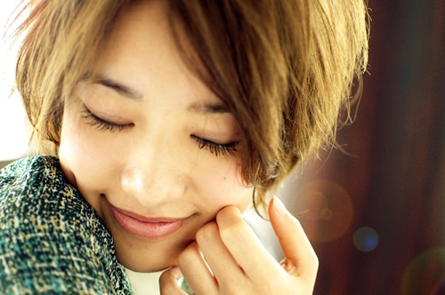 大人ショートボブは適度な艶とふわっと感が決め手！！