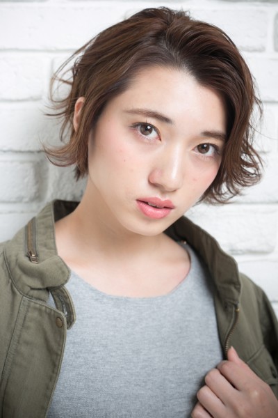 耳かけがかわいい★無造作ショート