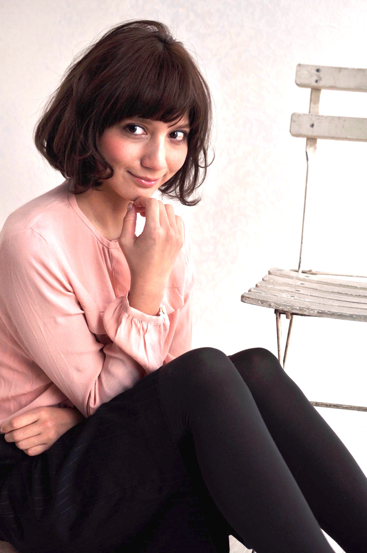 『Rカットミディアムボブ』×『ナチュラルブラウン』