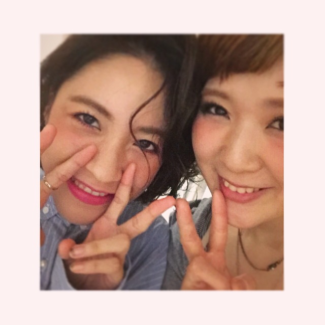 業界誌で巻頭１０ページ載ります♪♪