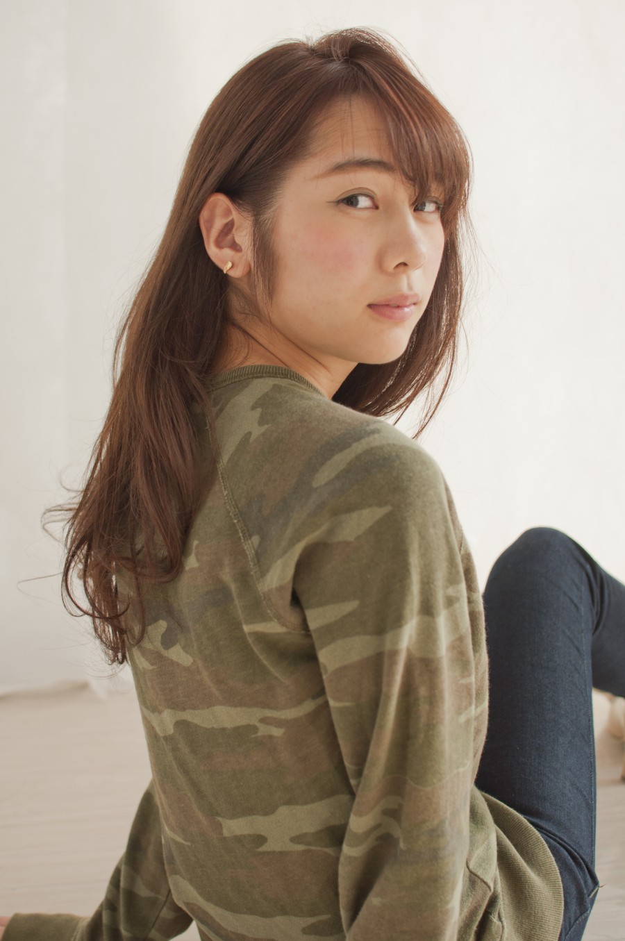 やわらかい大きなウェーブが魅力的なヘルシーロング♪ - メイン