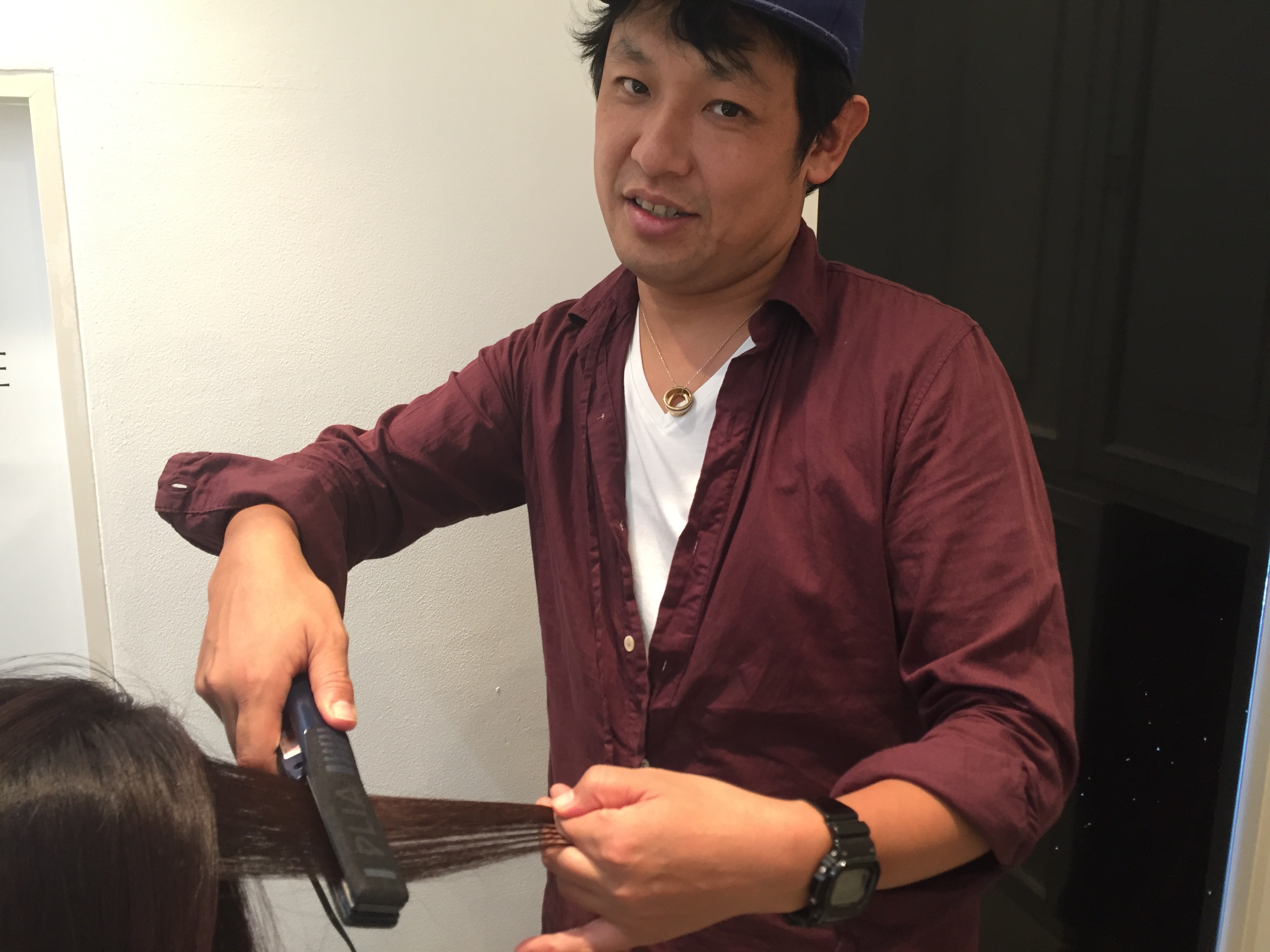 クセ毛の悩みは諦めないで相談しよう！