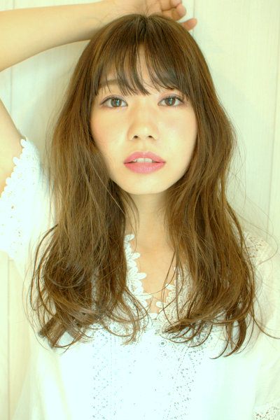 ノームコア×ナチュラルセミロング