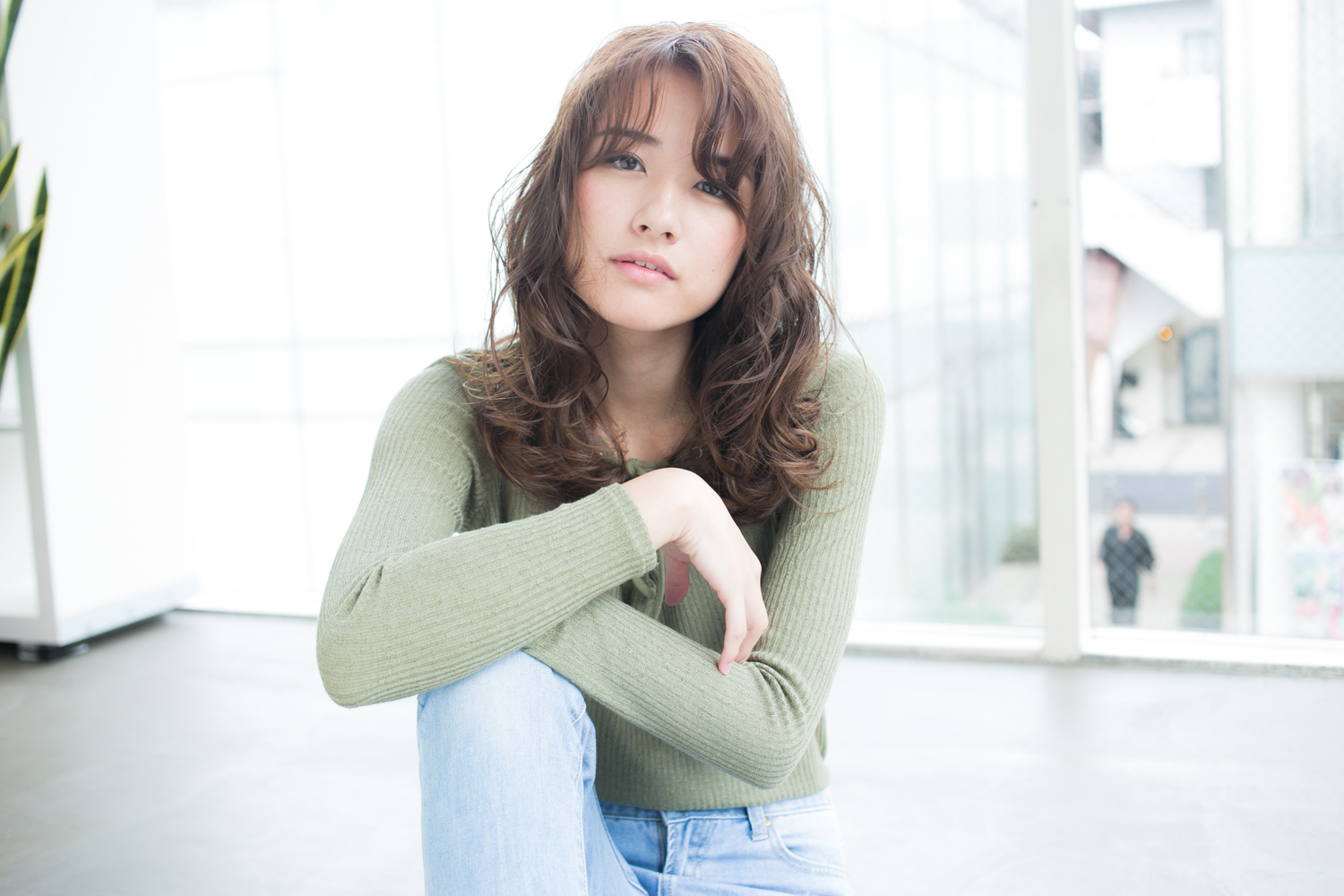 少し強めのパーマヘアーはいかがですか？