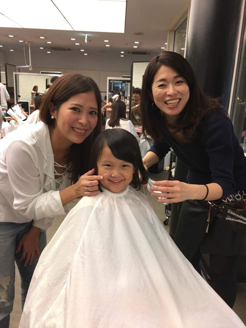 生まれて初めてのカット♡　①