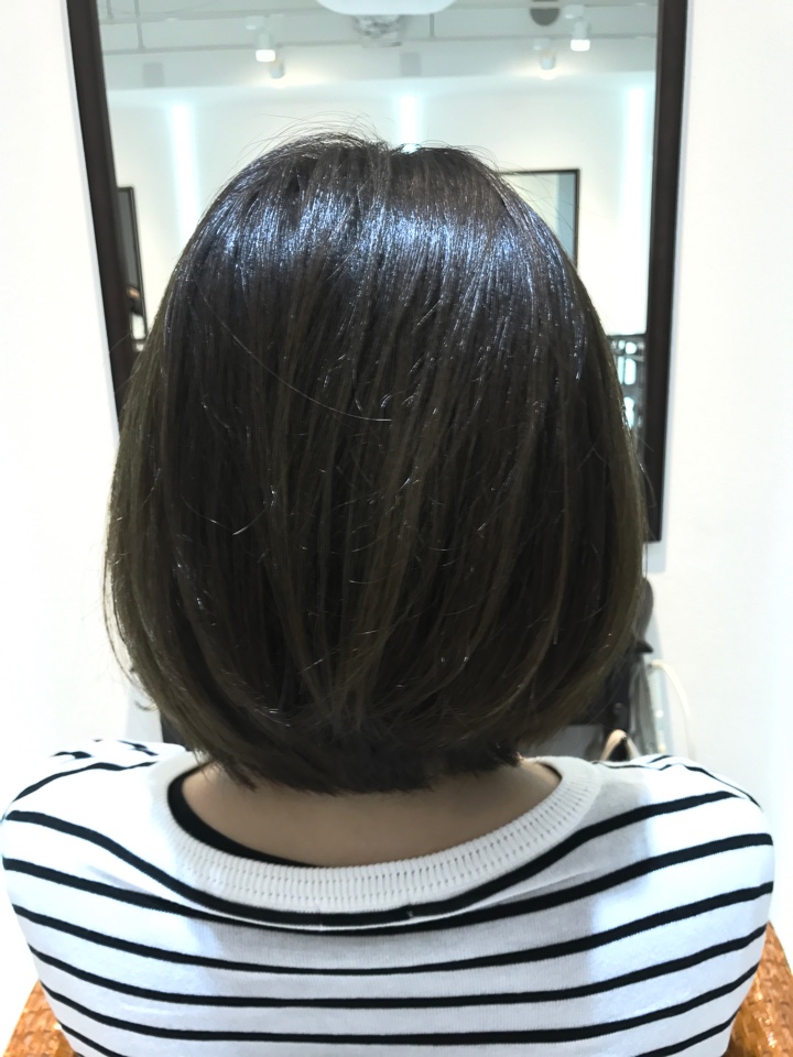 イルミナカラー   〜カーキアッシュ〜