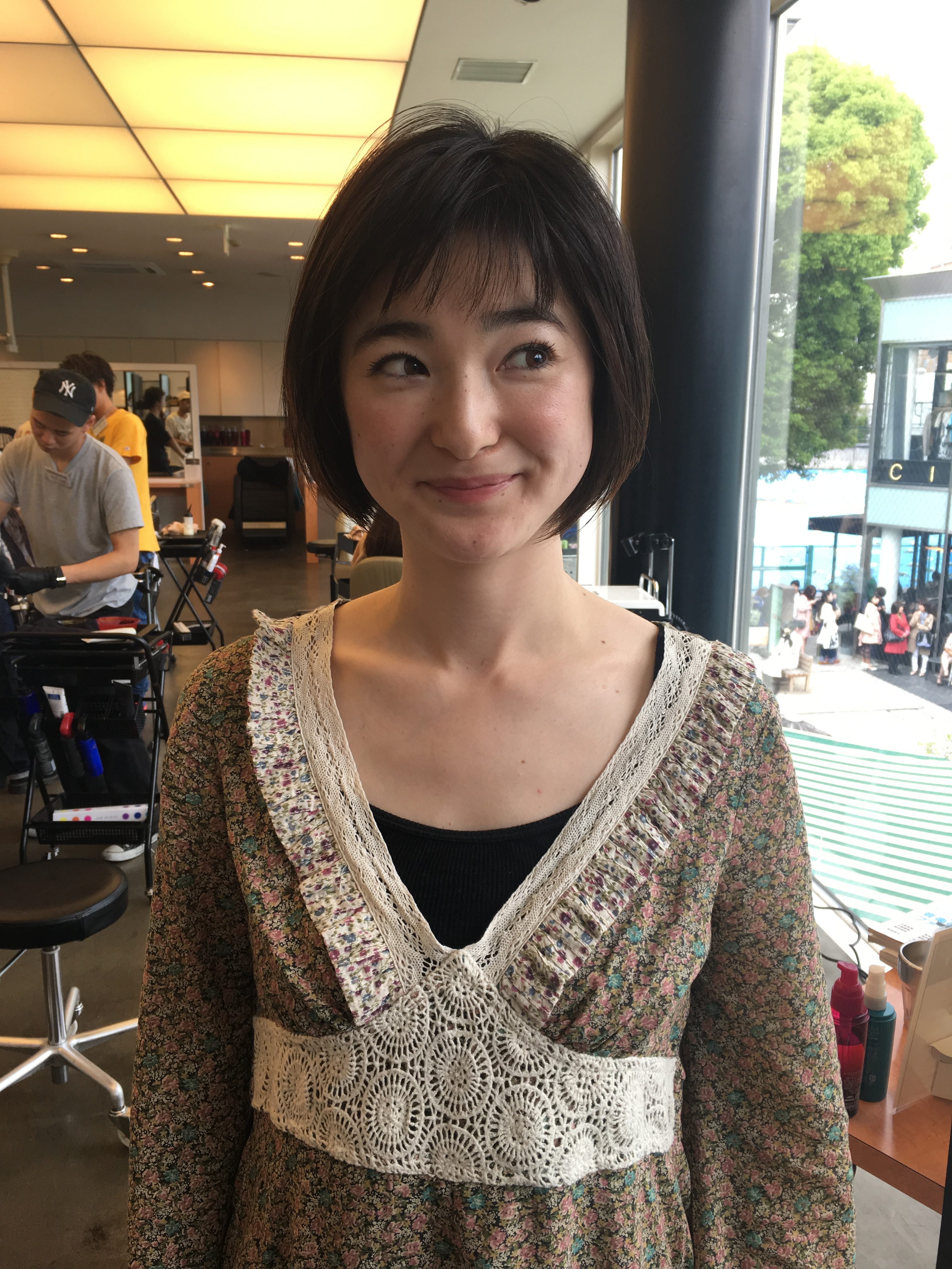 ショートボブにカット！