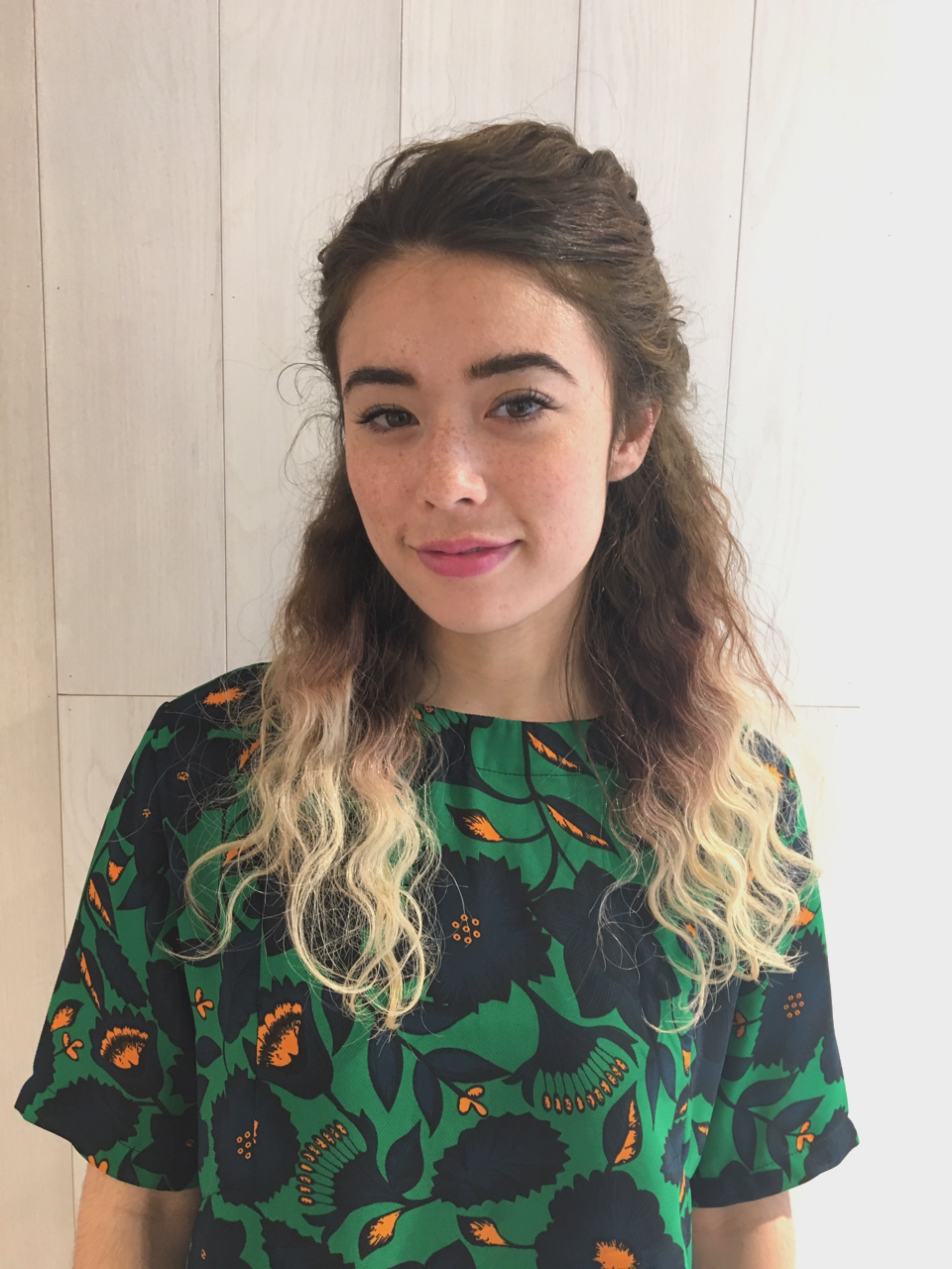 今月の簡単ヘアアレンジ紹介★