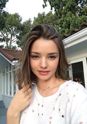 ハイライトカラー！メッシュは当たり前♪芸能人からモデさんまで！みなさん入ってます！^ ^