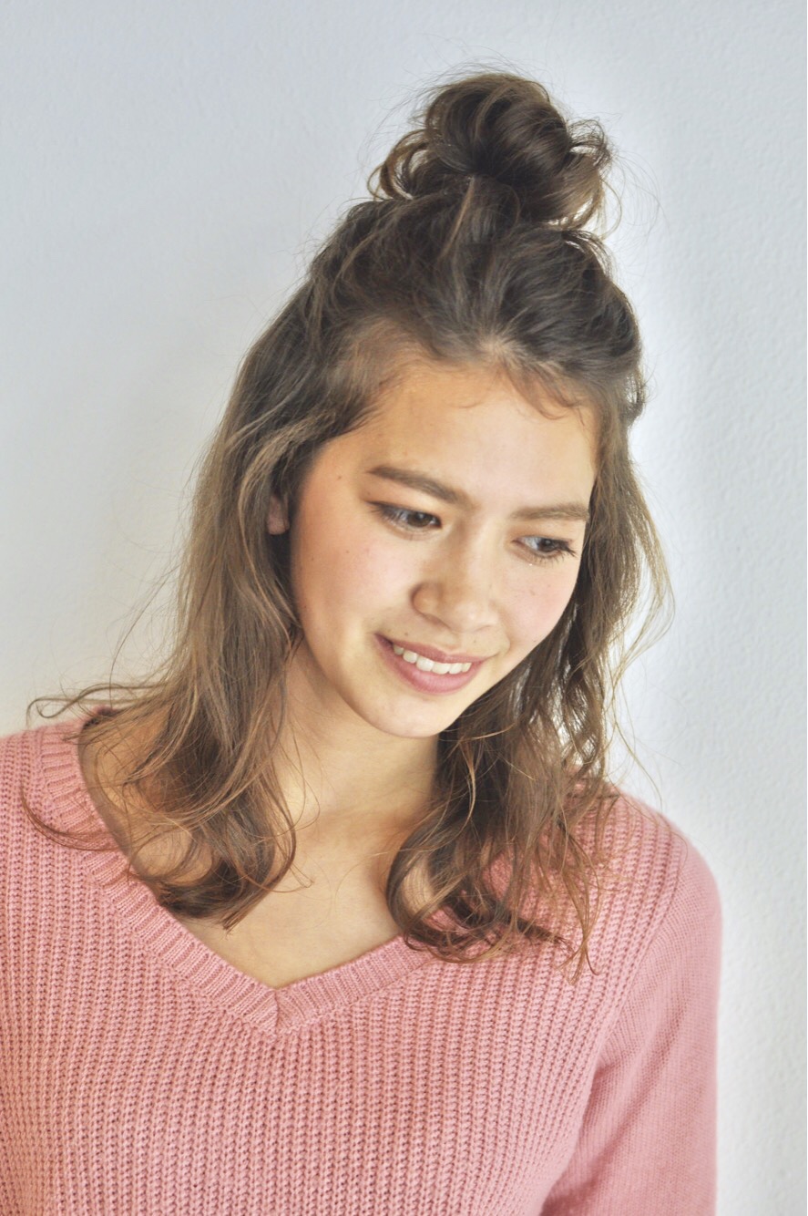 後れ毛たっぷりザックリハーフアップ★