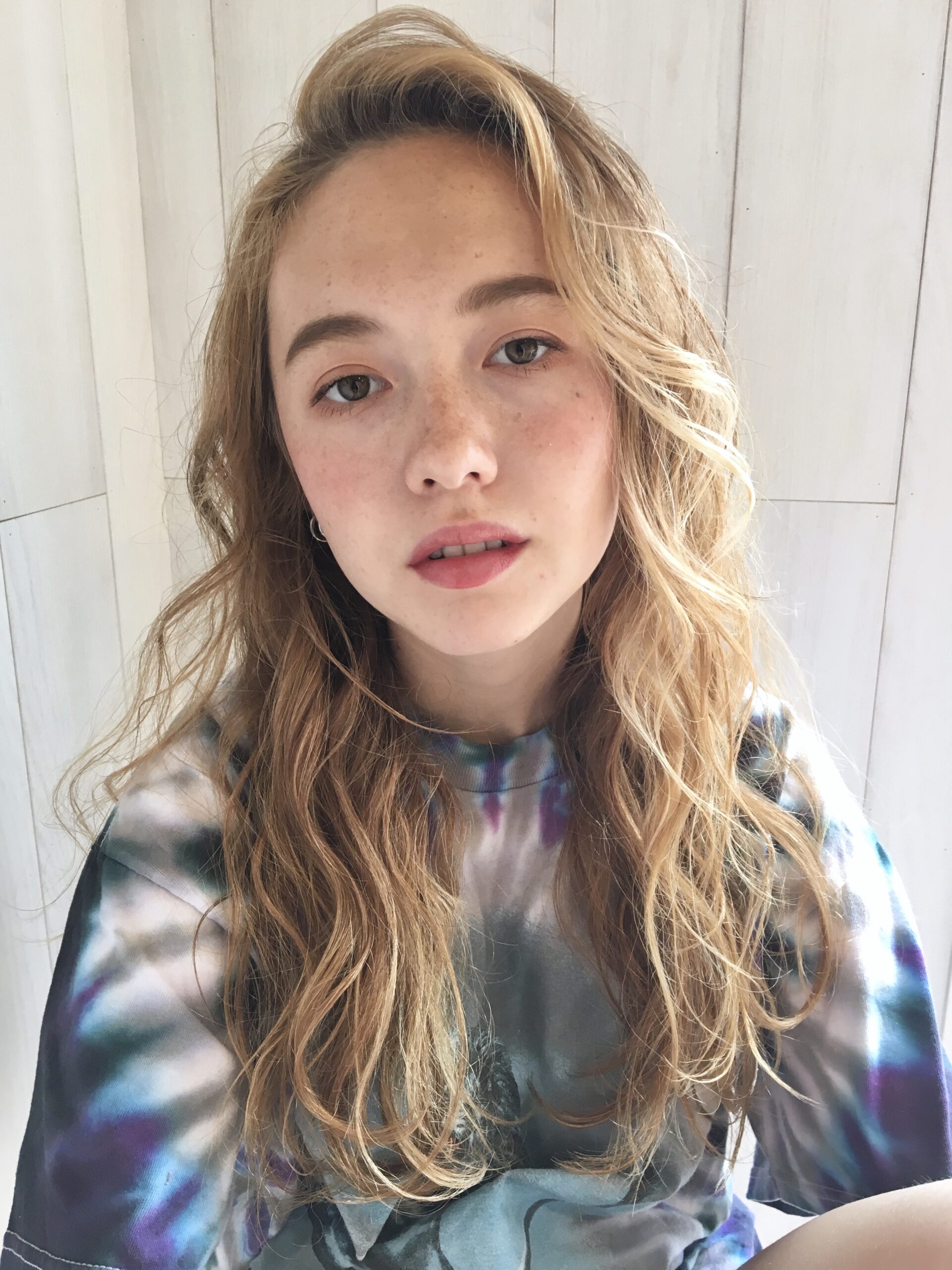 ブリーチを使用した、攻めた外国人風グラデーションカラー★