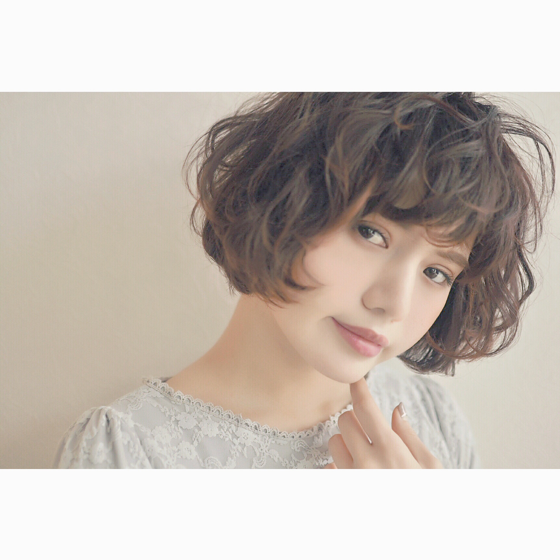 髪の毛についたハードスプレーが白く残って取れない！取る方法は一体？？