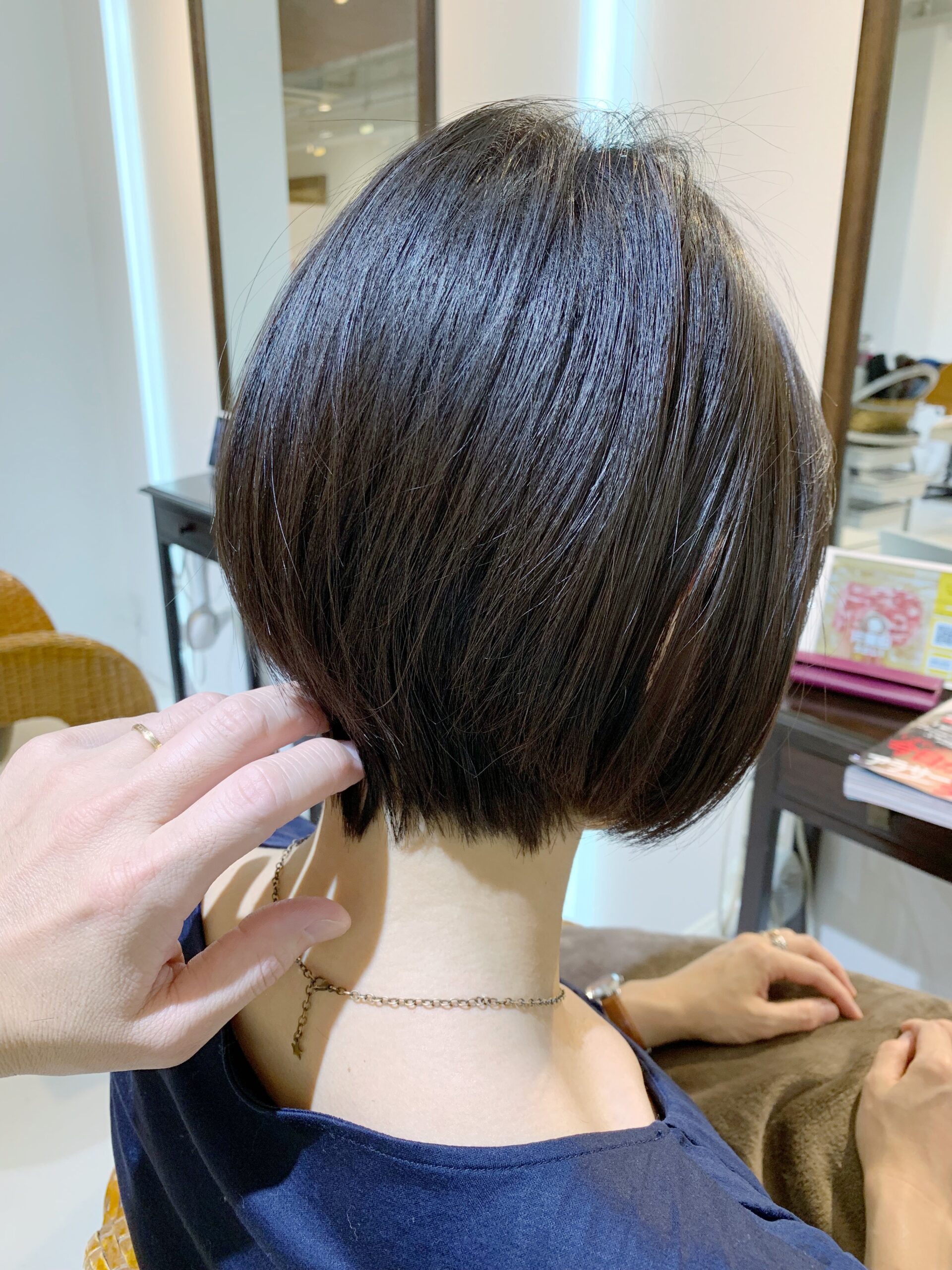 【akasaka根本将平】10:00～19:00今日も素敵な髪型を♪