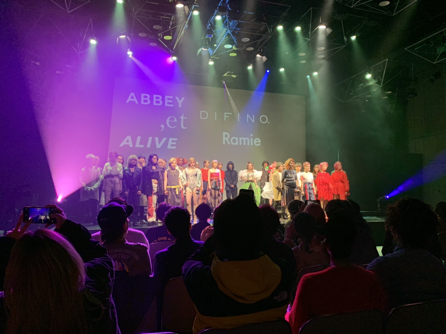 昨日は原宿にてヘアショーをして参りました♪^ ^