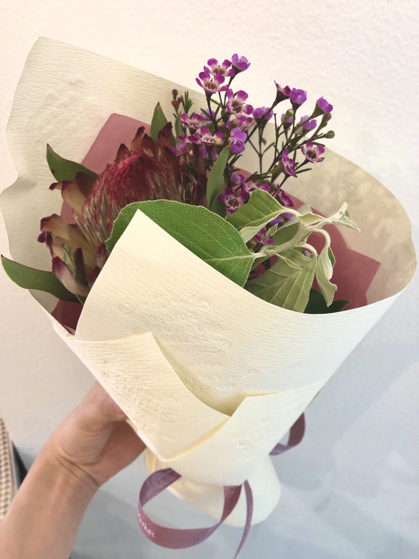 眉カラーとは、、？