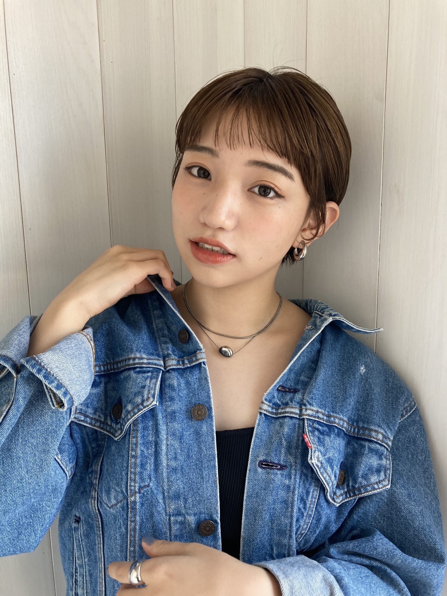 朝楽！耳掛けマッシュショート！