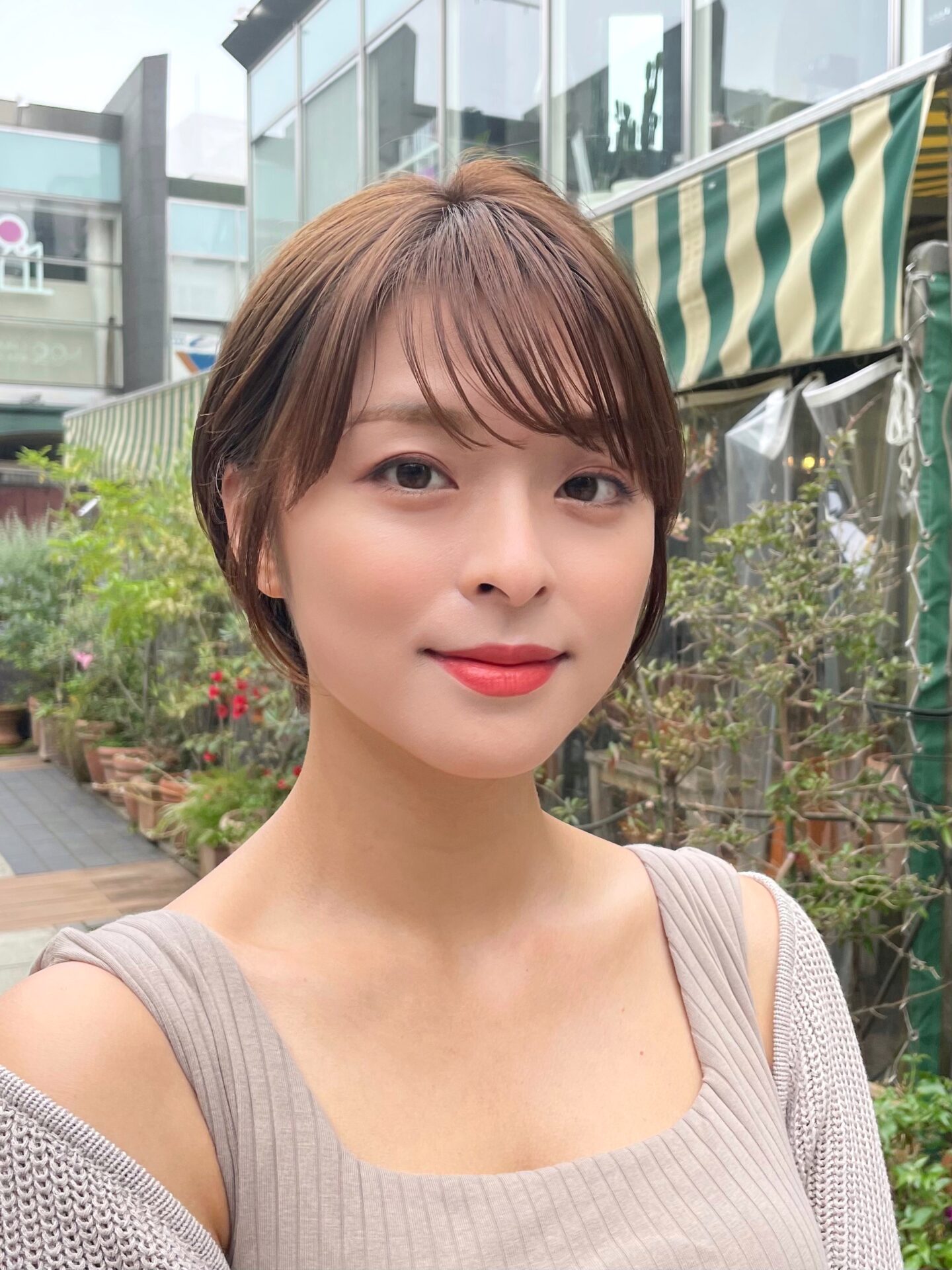 簡単スタイリングのかわいいショートカット♪ - メイン