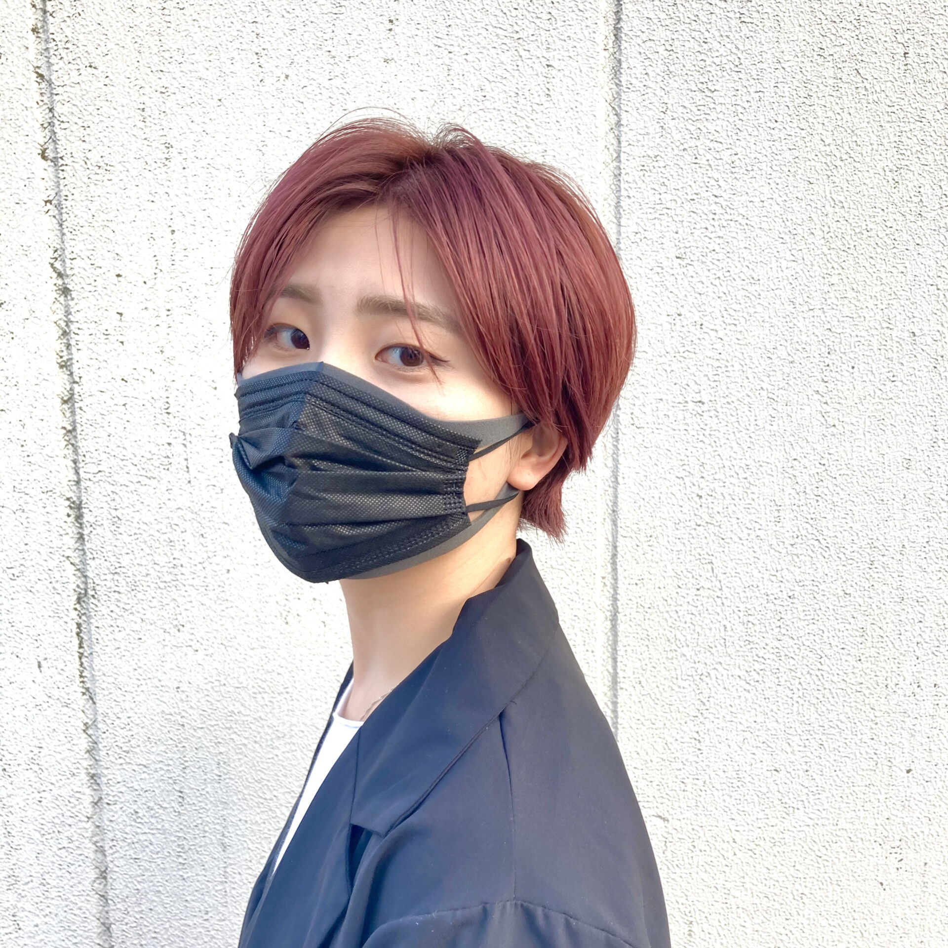 ハンサムショート×ワインレッドカラー