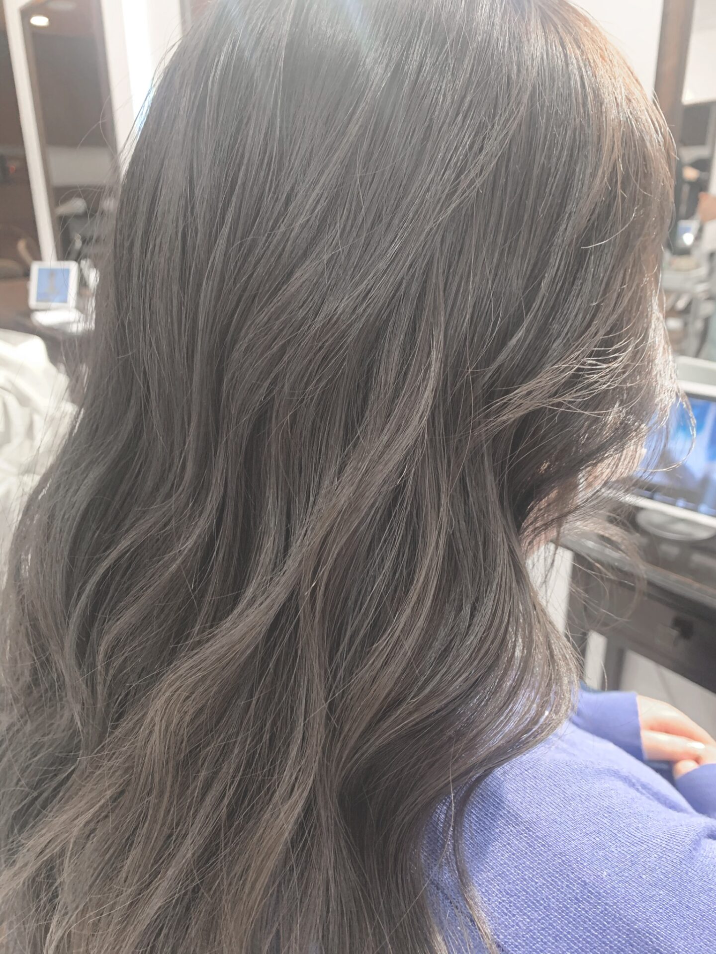 今からでも全然遅くない♪むしろステキなグレージュカラー♪^ ^