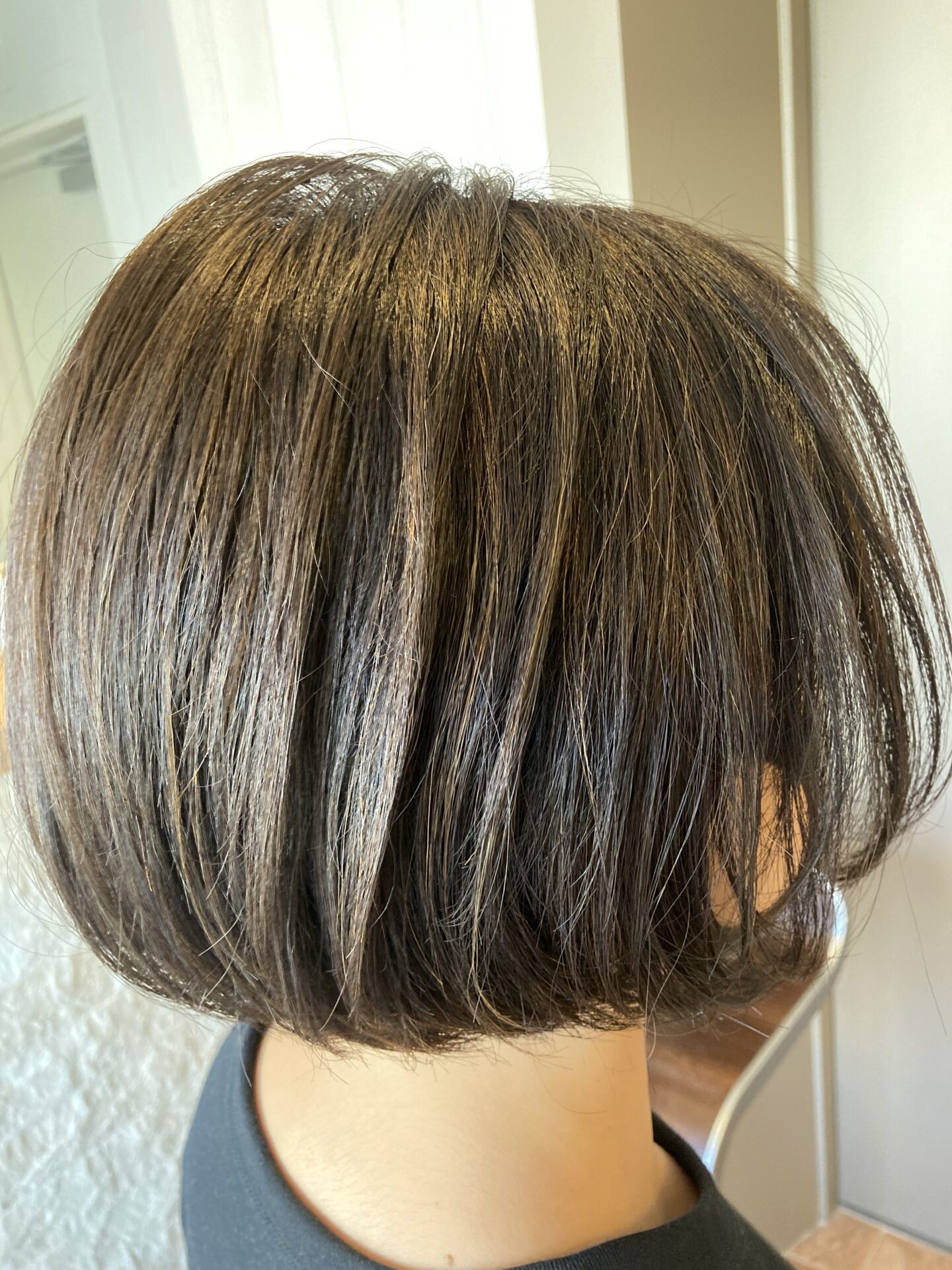 しっかり染めるから馴染ませる白髪染めへ