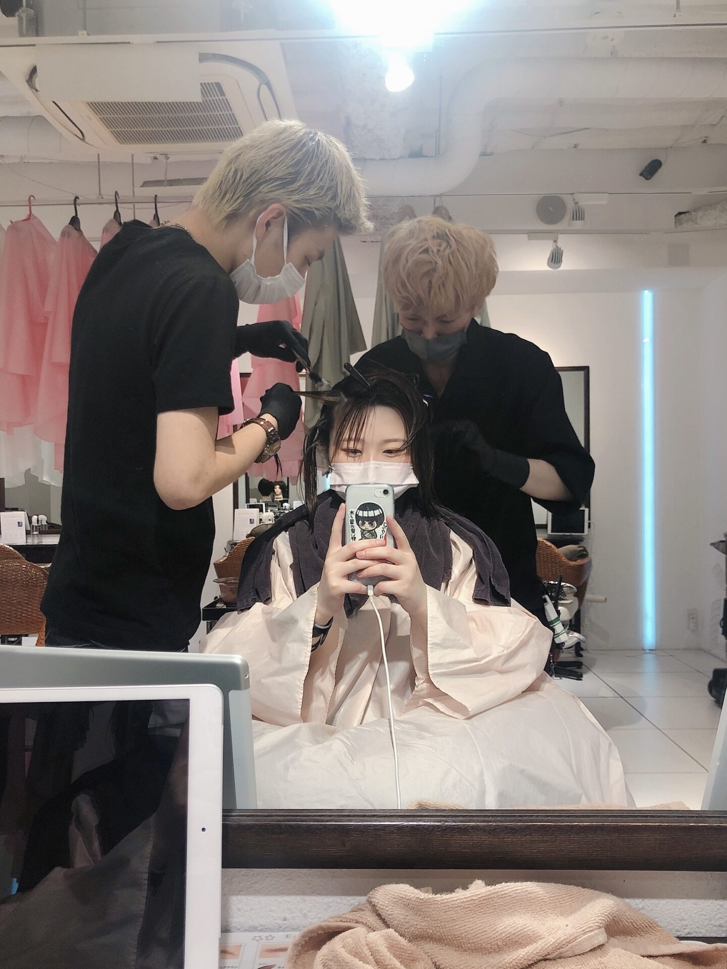 染めてもらいました