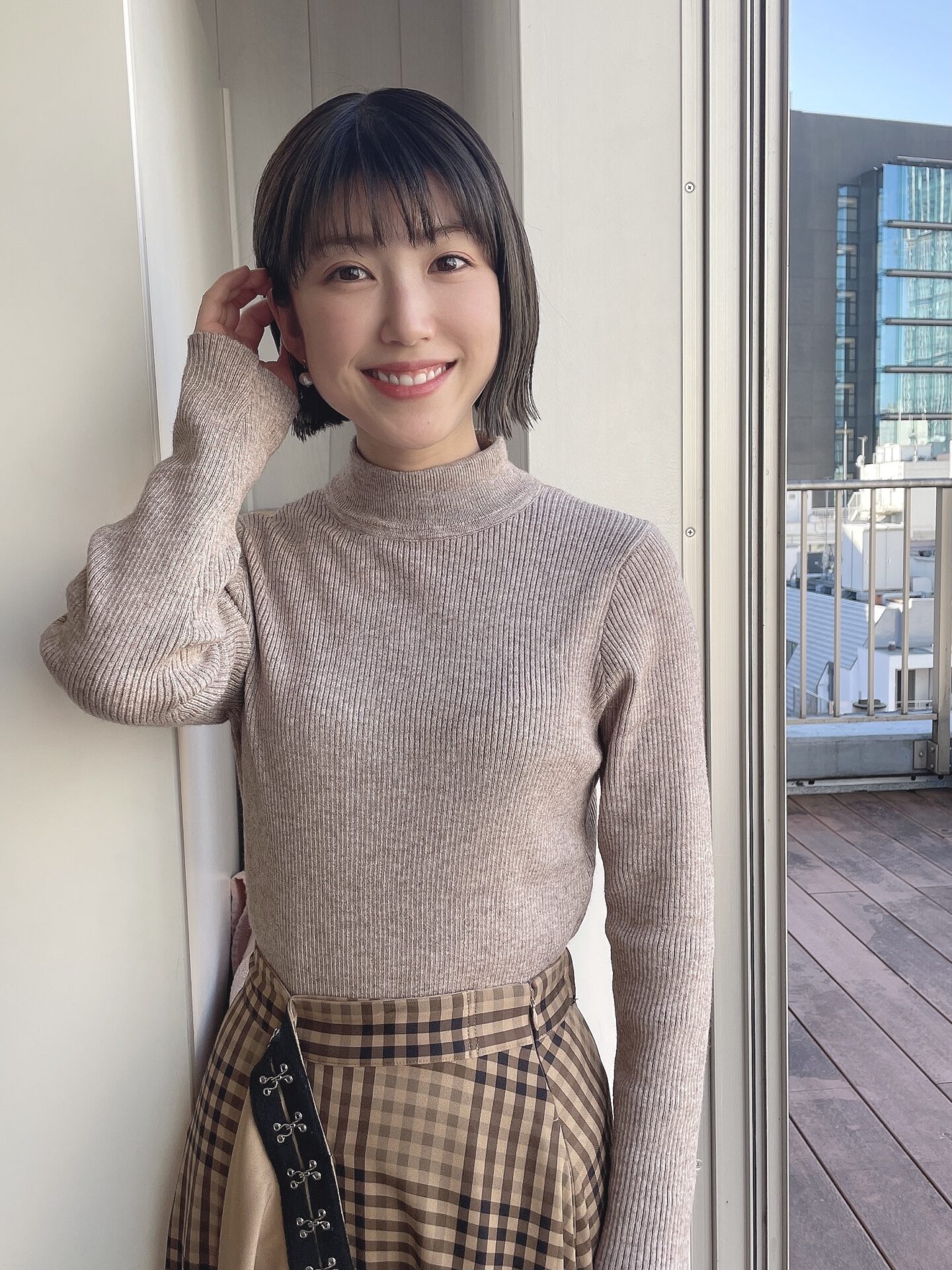 女優の山本紗也加ちゃんバッサリ切りっぱなしボブ！！^ ^