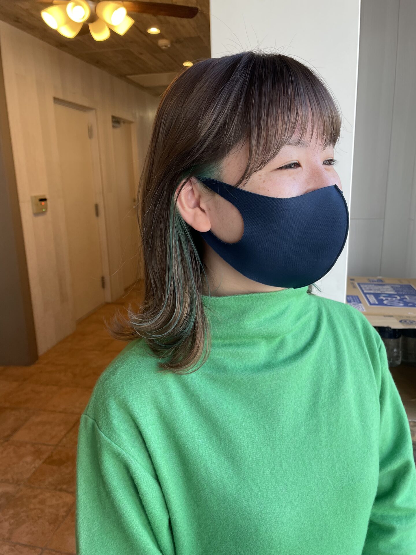 カーキでも鮮やかさが出るとこんなに違うんです！