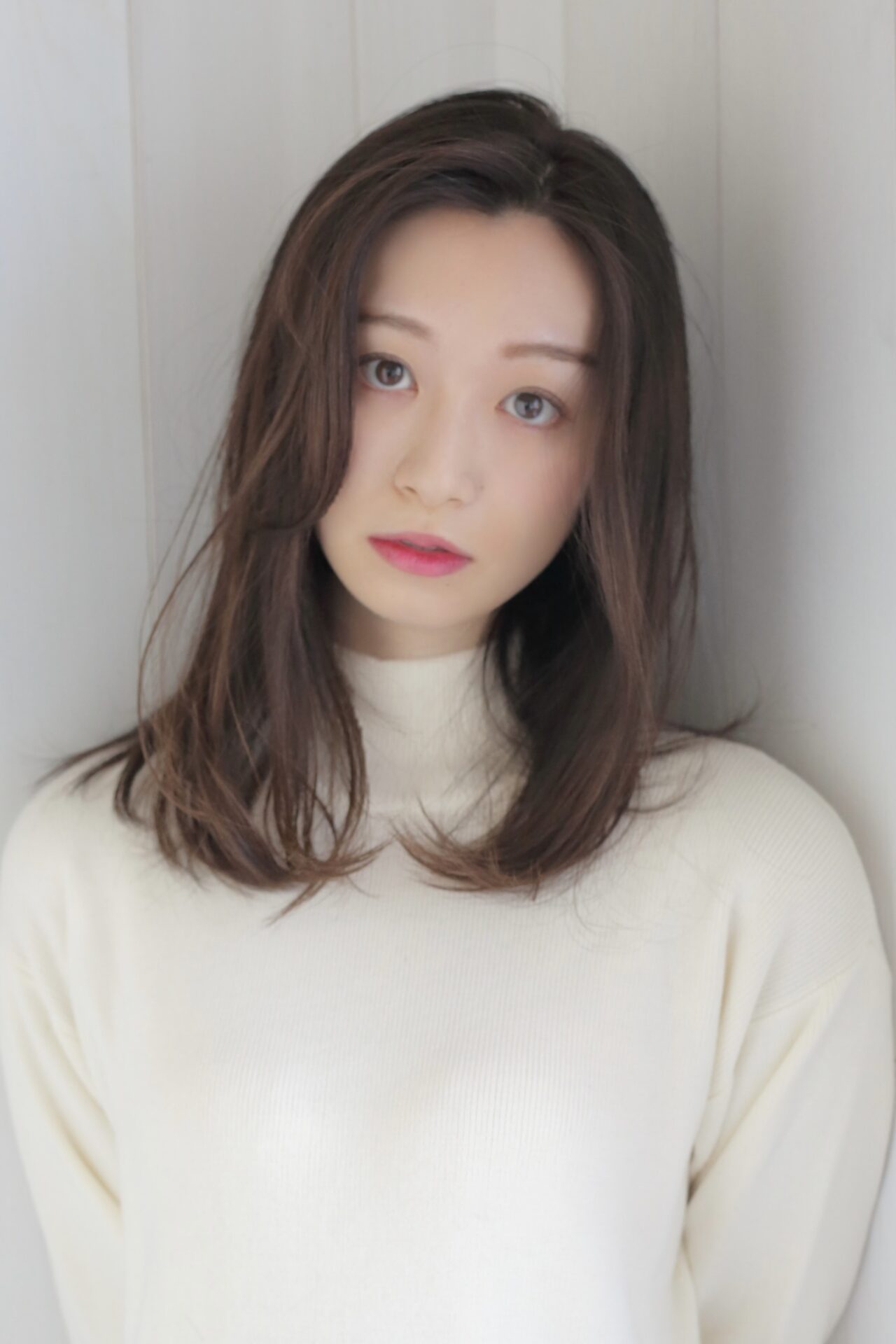 ナチュラルセミロングヘア