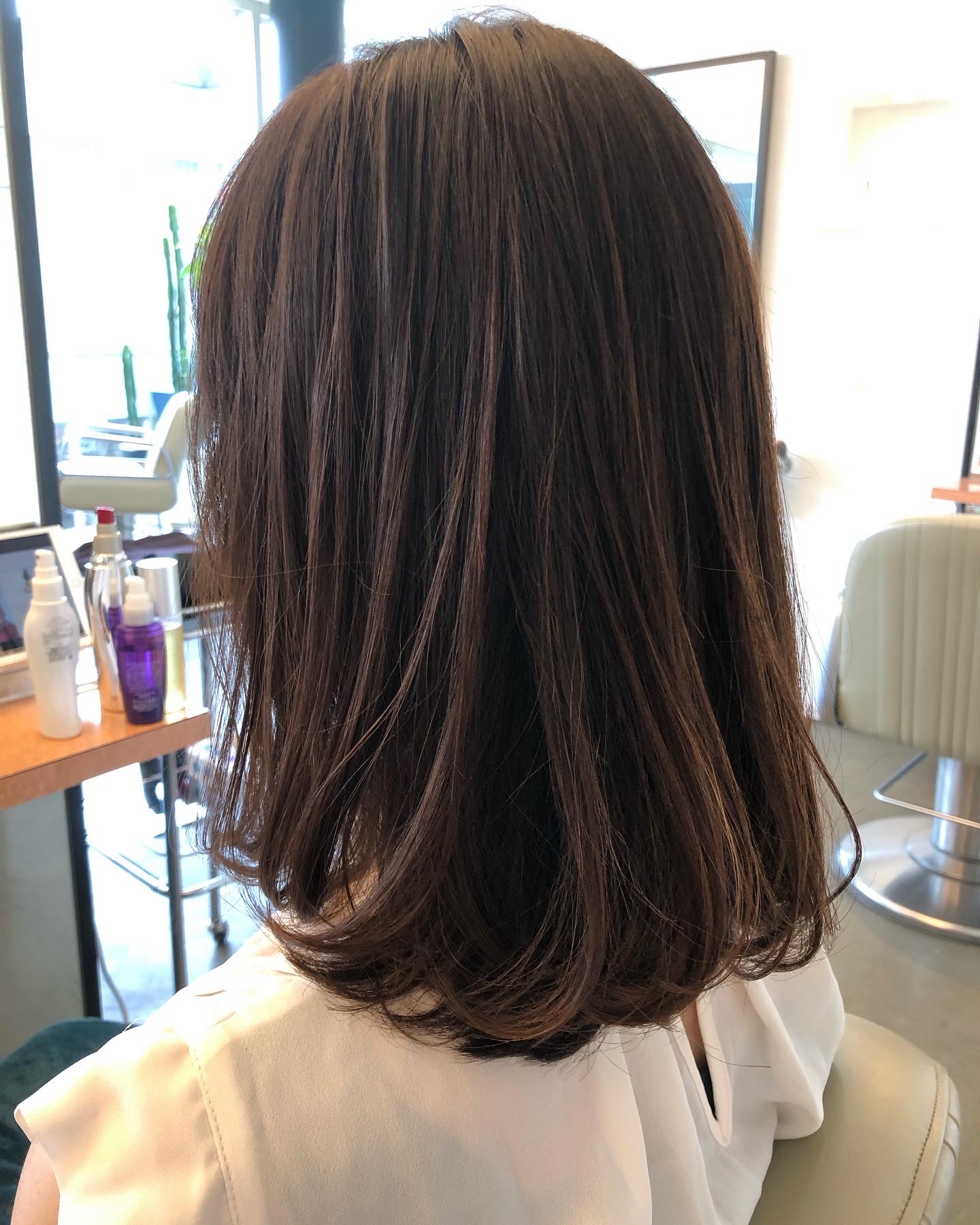 縛れる長さのミディアムヘア