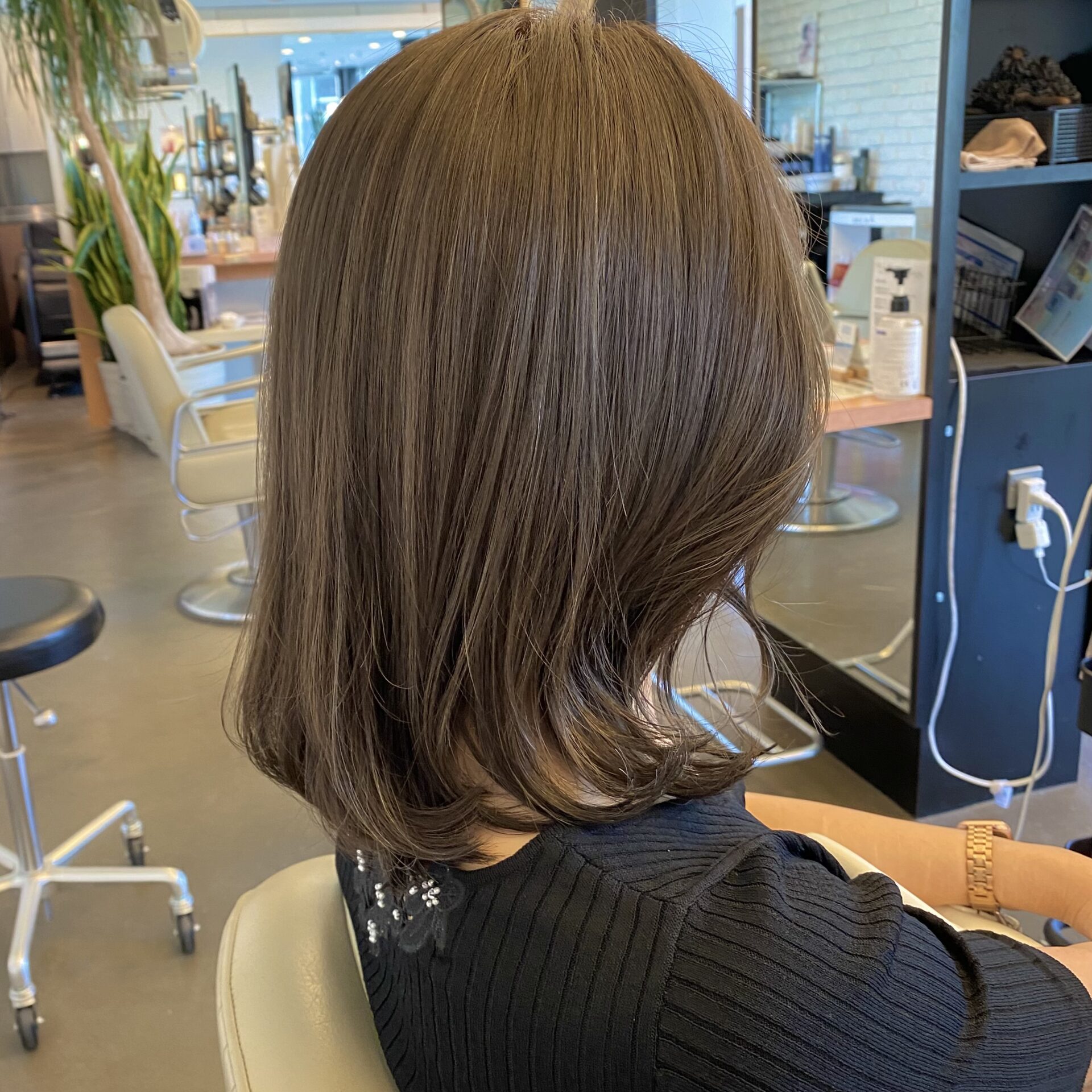 ナチュラルハイライトカラー