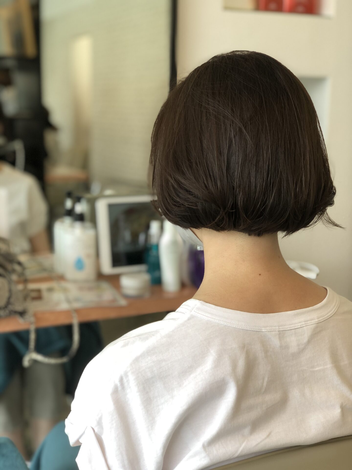 梅雨にも負けないスッキリボブでジメジメを吹き飛ばせ！！