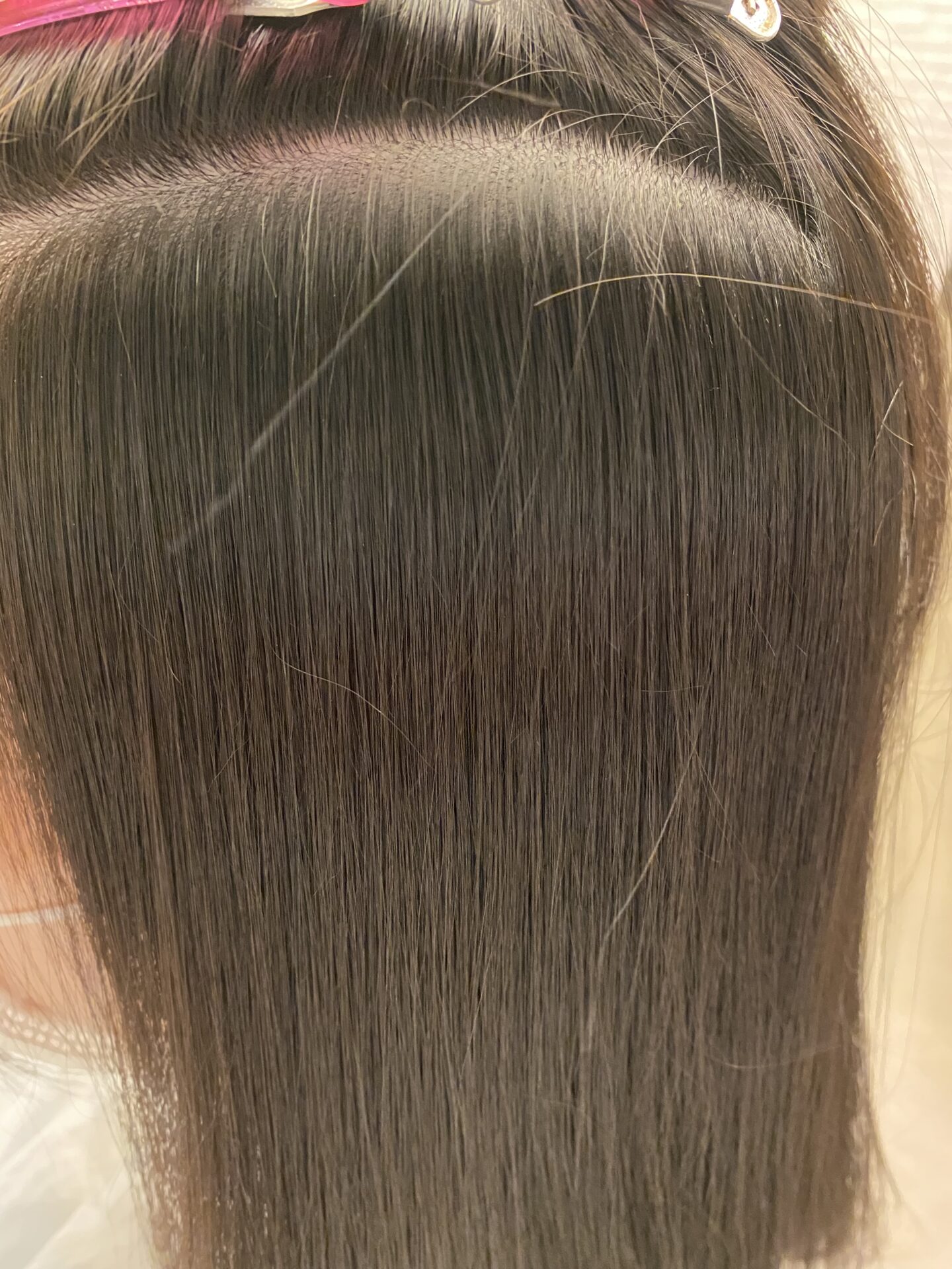 梅雨の時期の縮毛矯正☂️