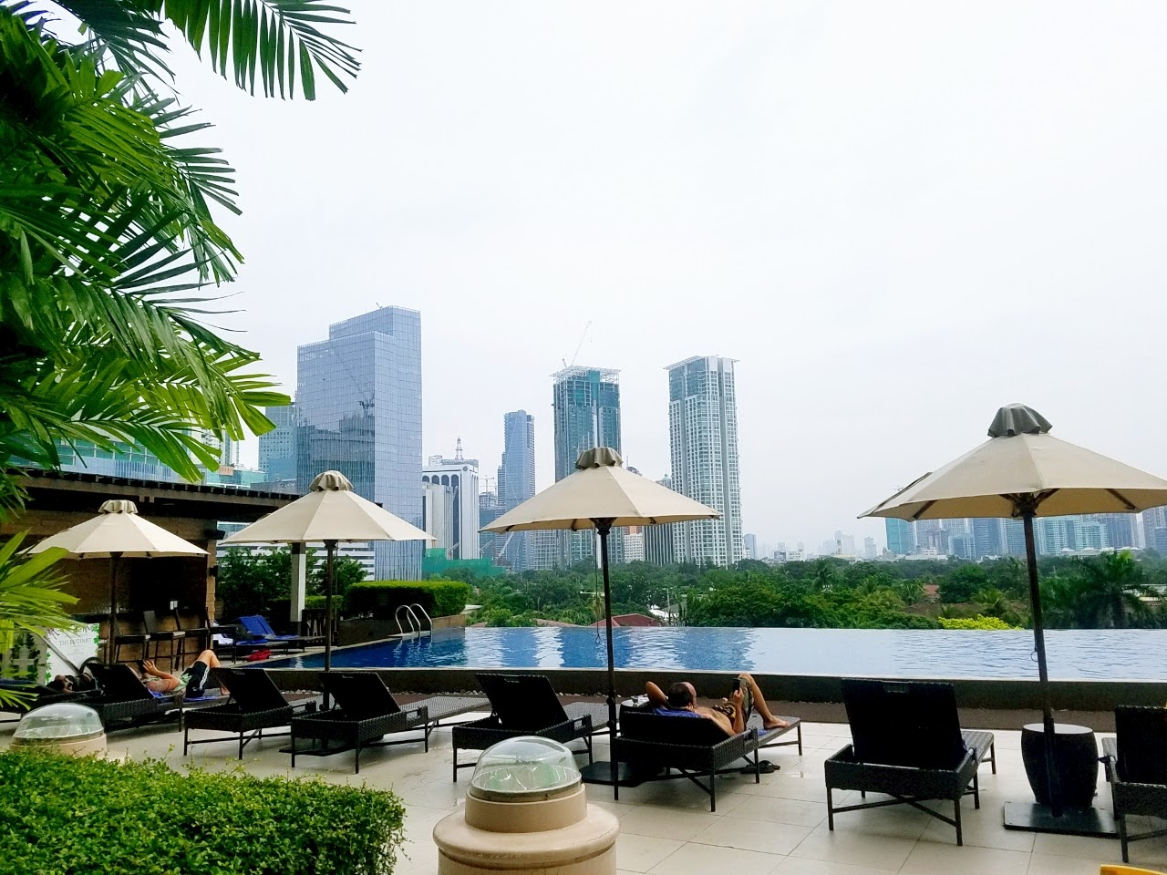 9月5日(月)青山店は定休日となります。