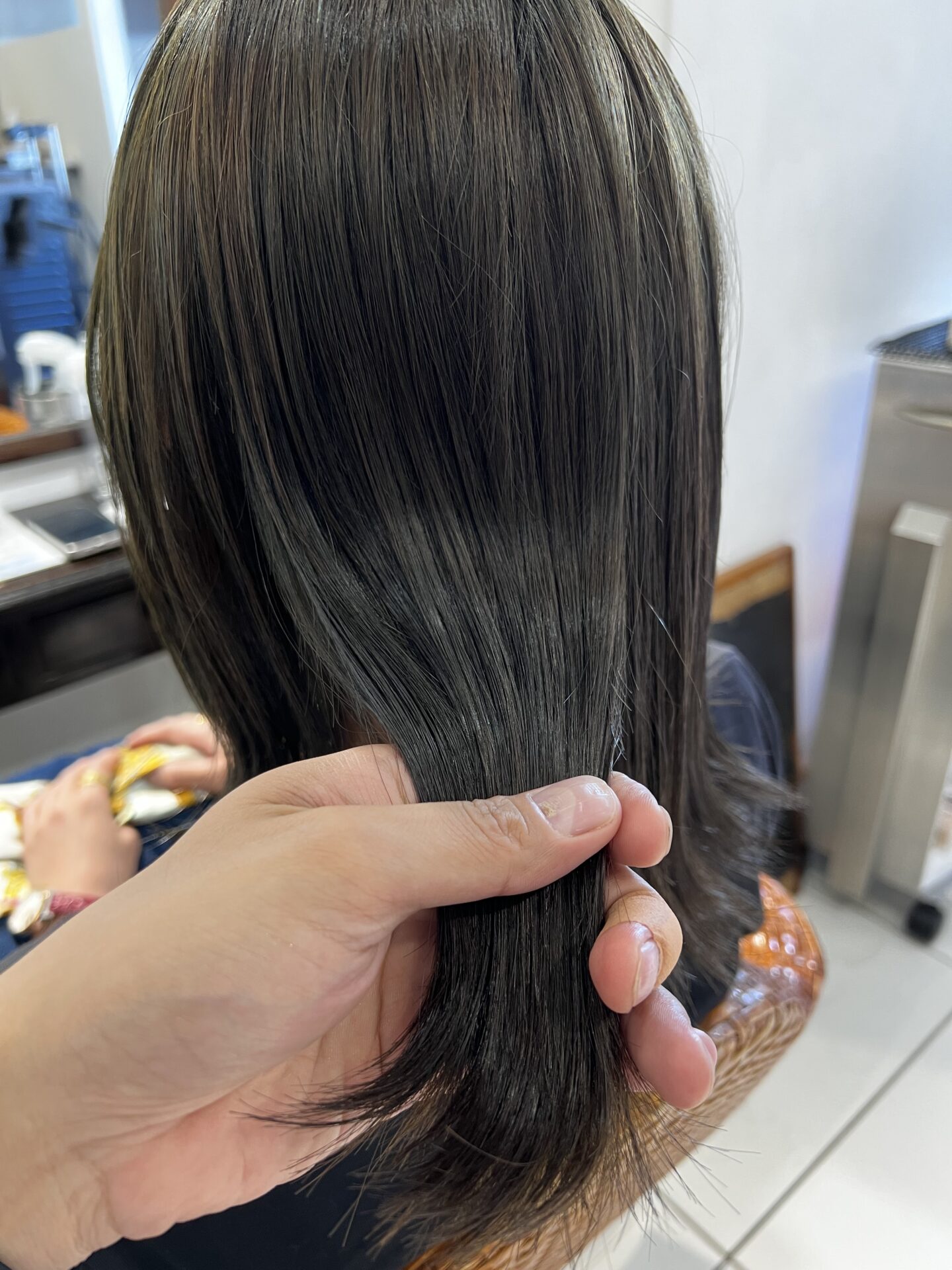 秋にお勧めダークトーンカラー