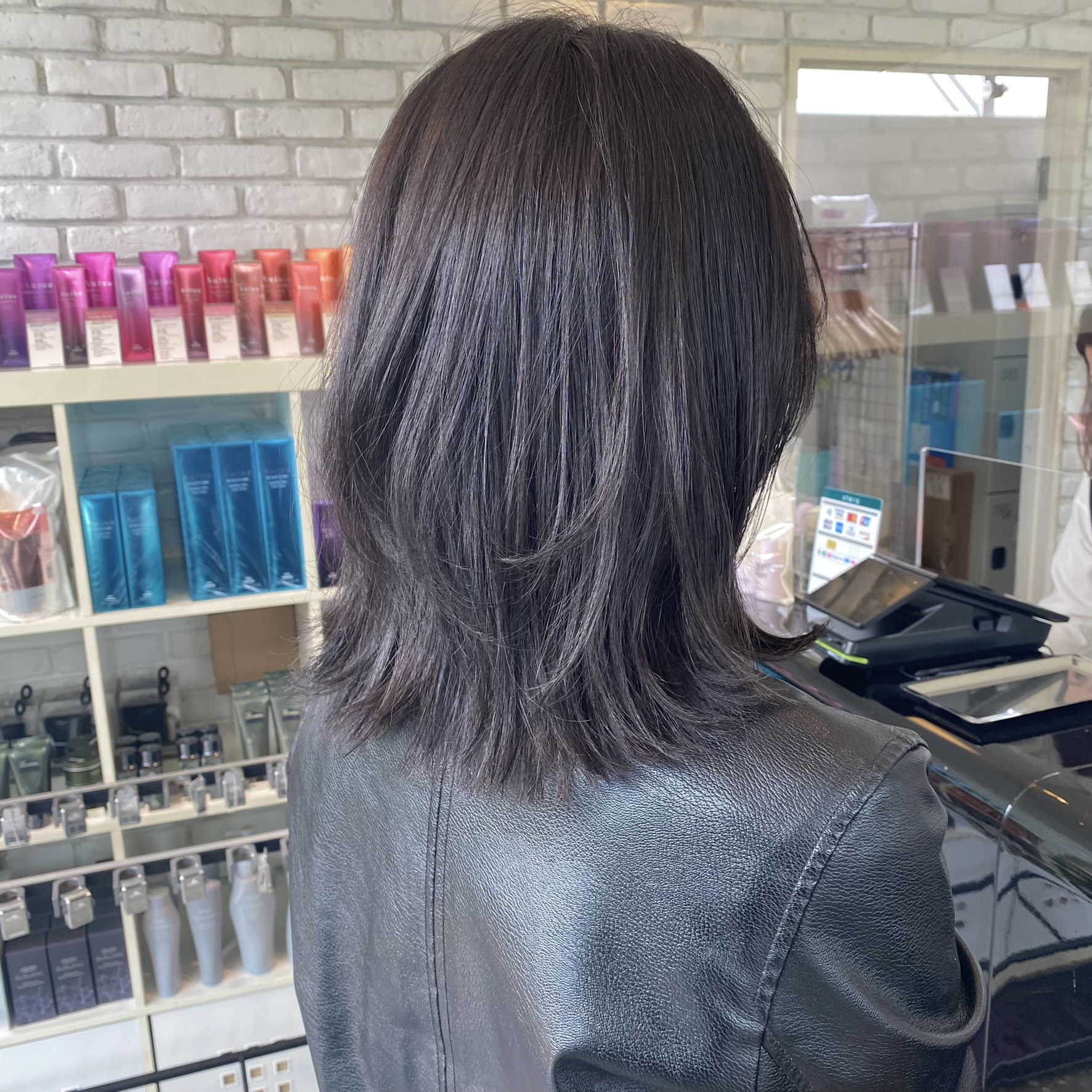 秋冬のダークグレージュ