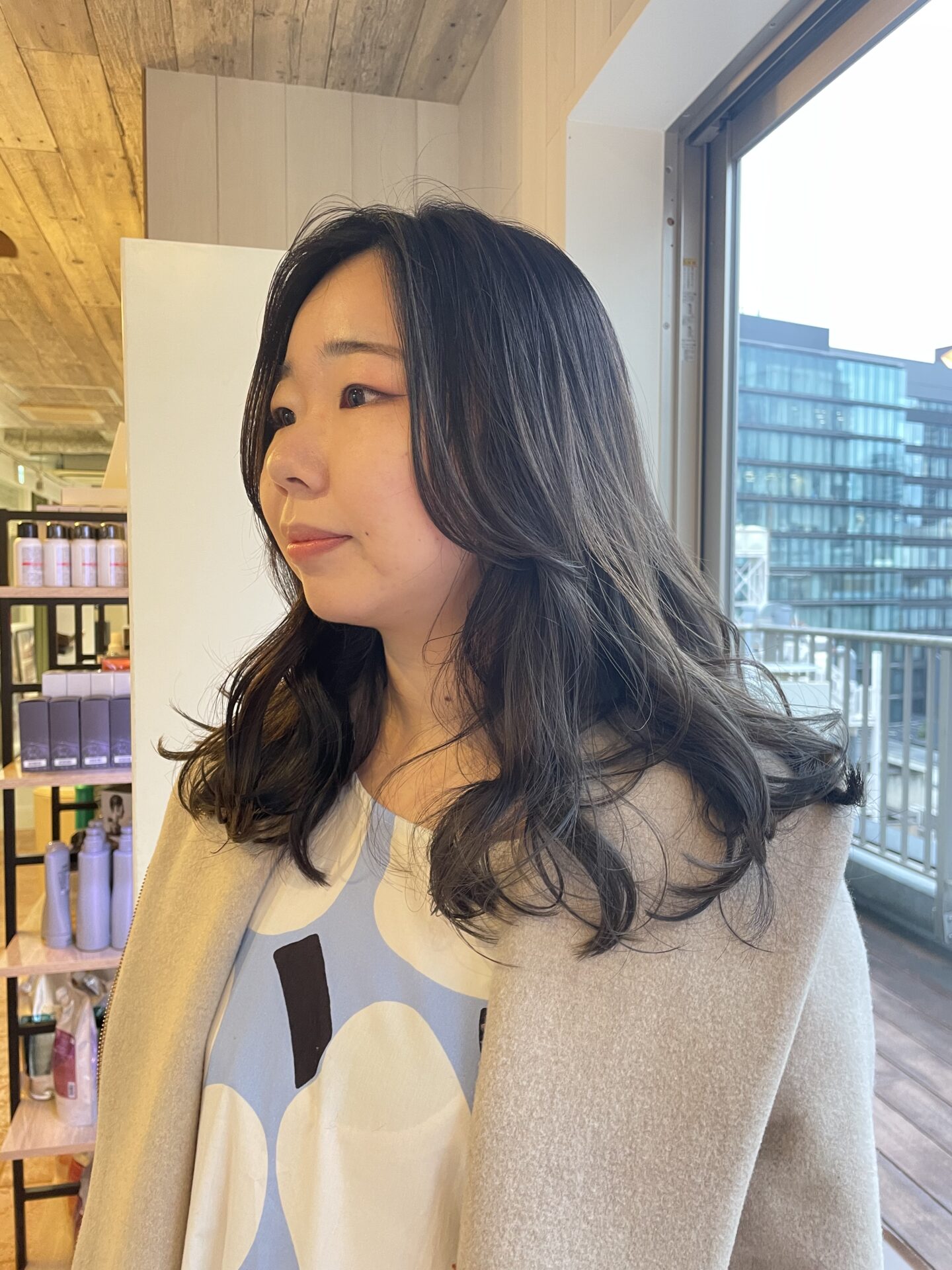 流れる顔まわりカット！