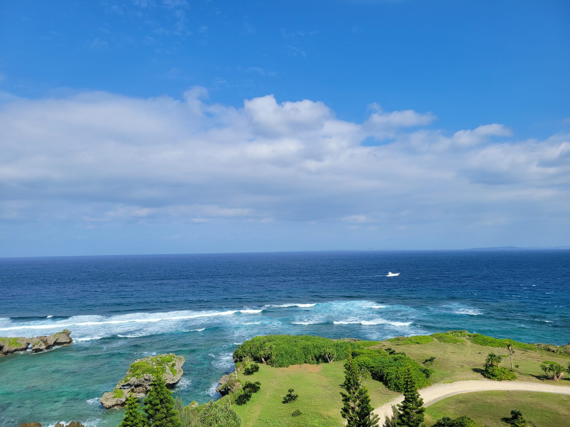 青山店　5月スタイリスト不在スケジュール