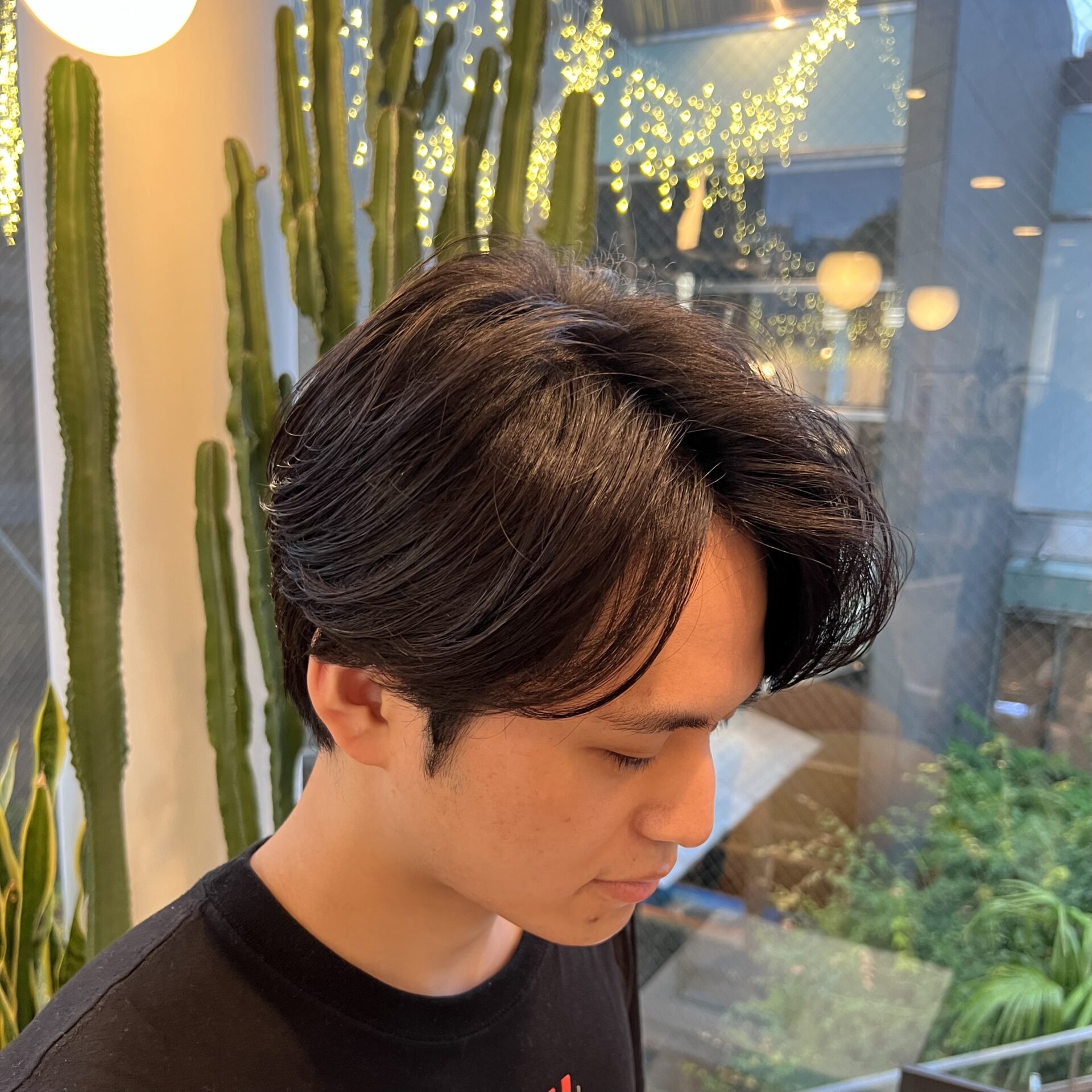 黒髪センターパート