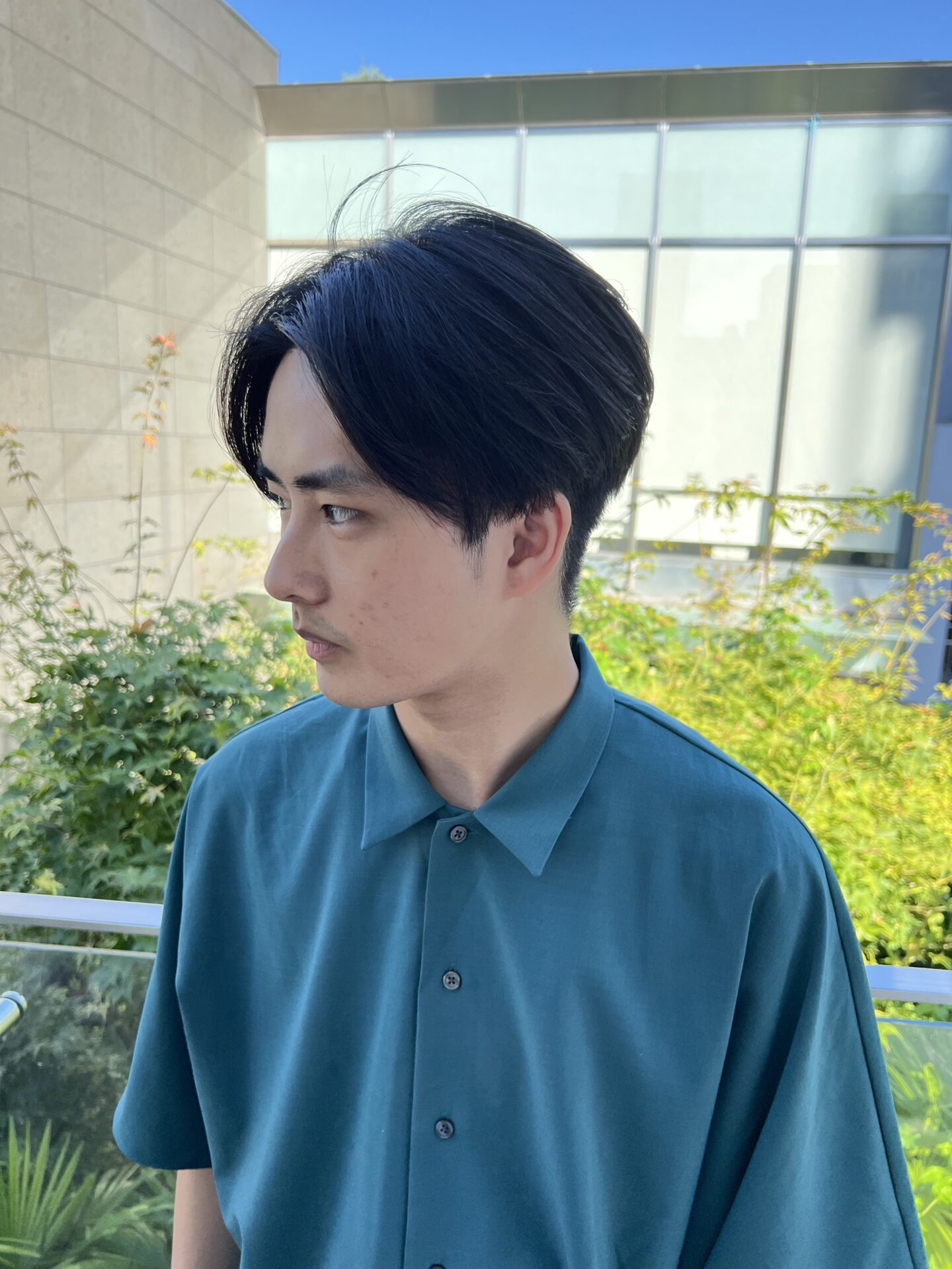 黒髪センターパート