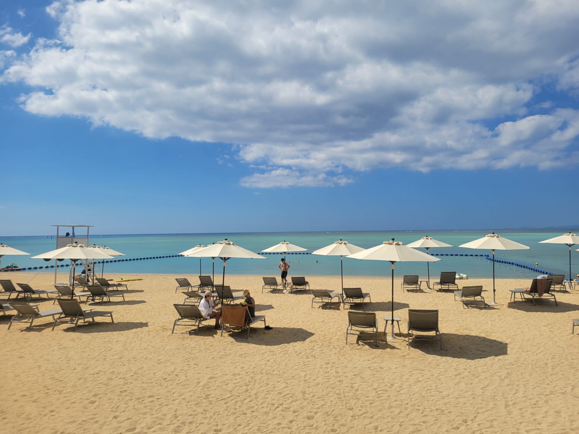 青山店スタイリスト 公休日・赤坂勤務スケジュール