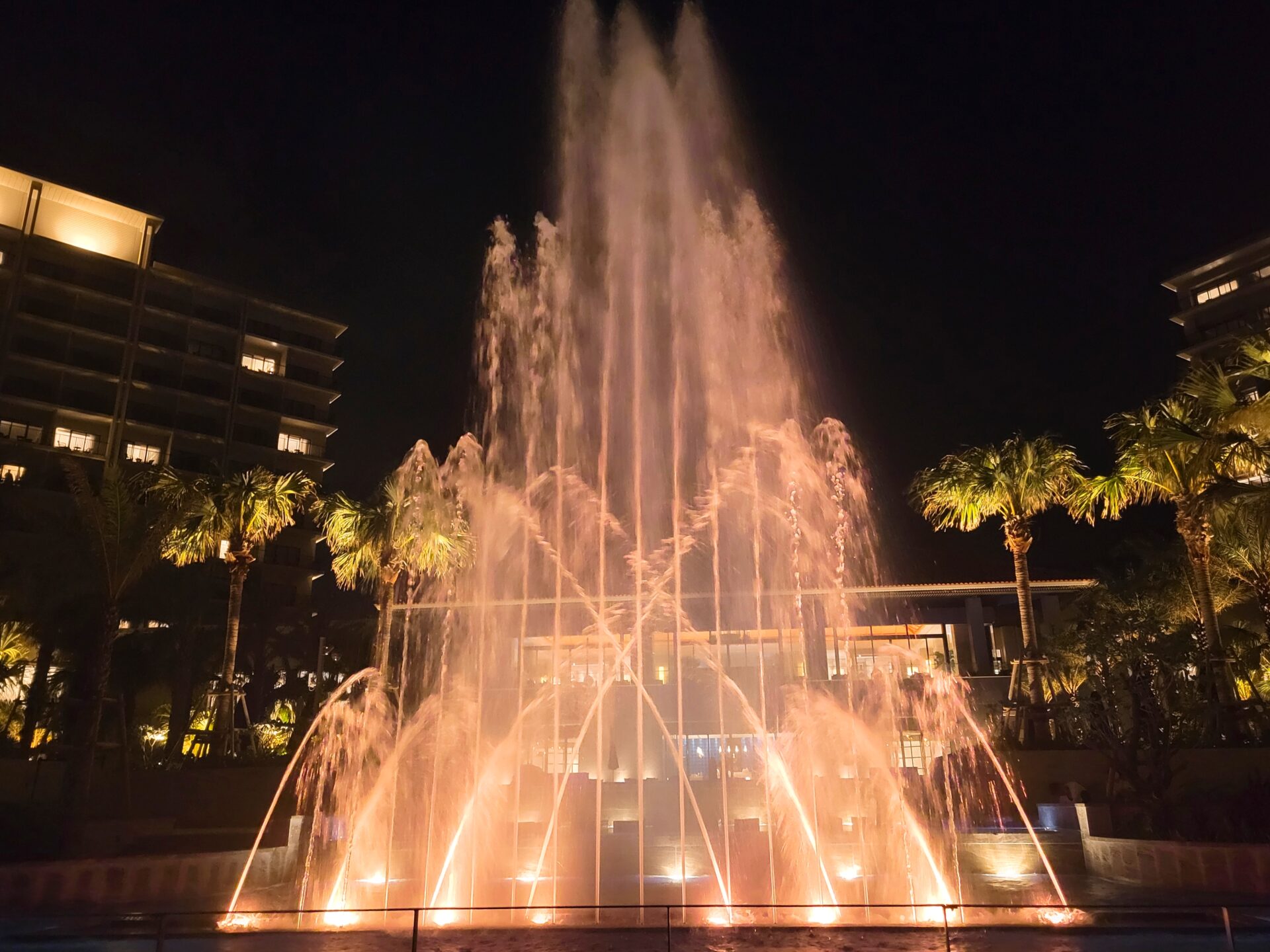 青山店スタイリスト 不在スケジュール