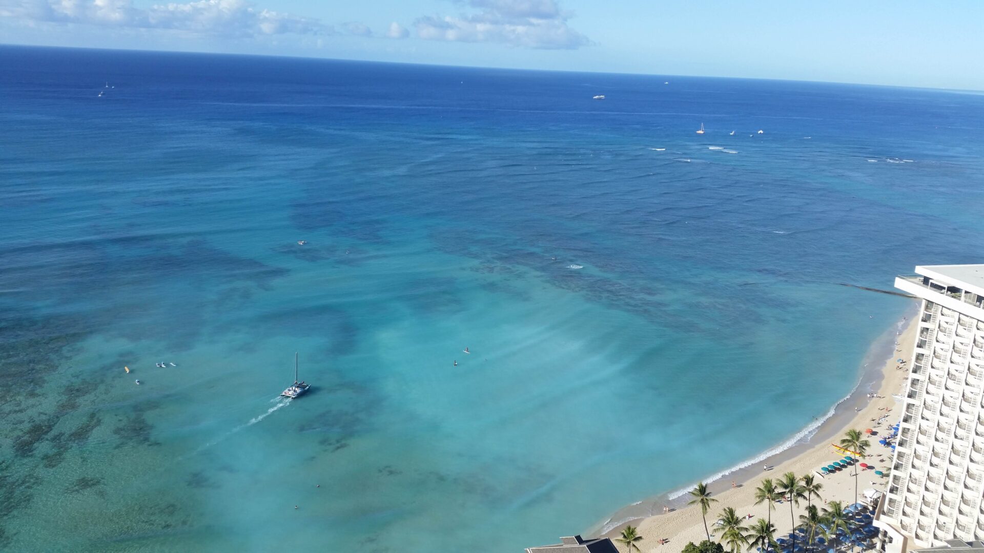 青山店 スタイリスト不在スケジュール